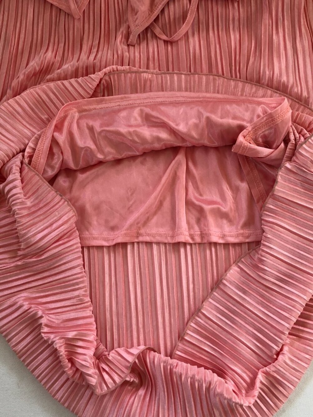 Pink Satin Accordion Pleated Maxi Dress Spaghetti Straps Medium - Picture 5 of 9